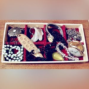 Jewelry Vintage Tray Bundle